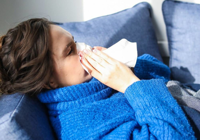 4 cách hiệu quả nhất để vượt qua bệnh tuyến giáp: Công việc, dinh dưỡng rất quan trọng - Ảnh 2.