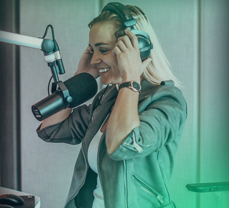 Představení: reportérka Bára Dvorská