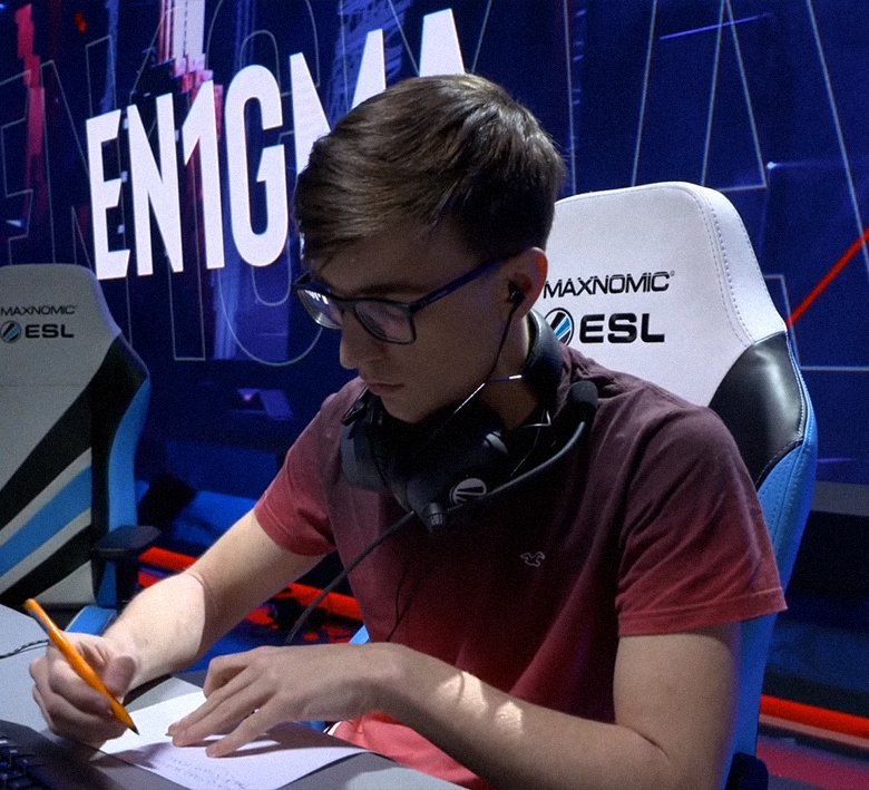 Hearthstone: En1gma Takes Down Topgaming Masters