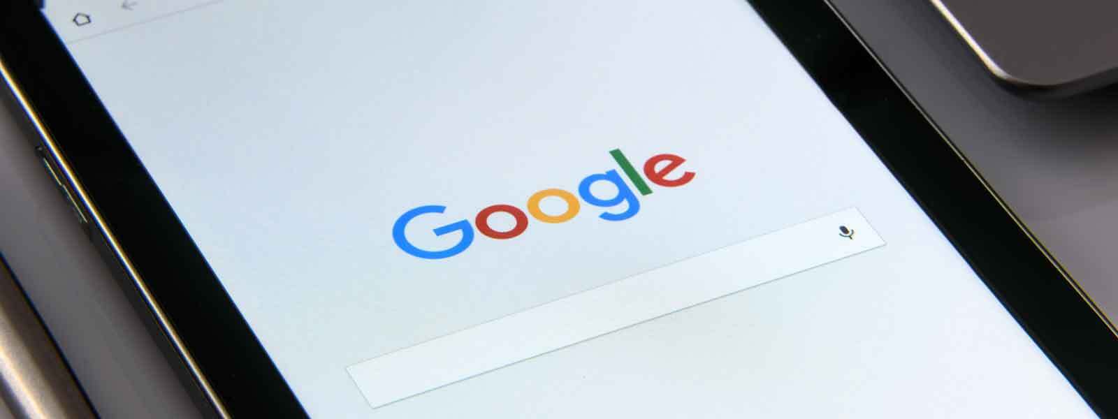 close up van de google zoekpagina op een smartphone
