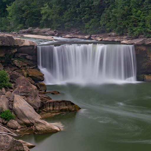 Cumberland Falls State Park in Kentucky