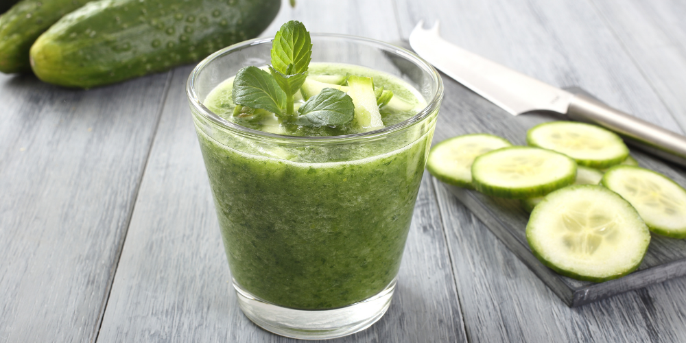 A Photo Of Cucumber, Spinach, And Mint Smoothie