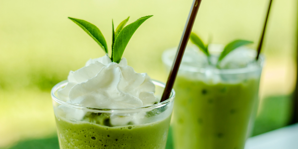 A Photo Of Green Tea And Cocoa Smoothie