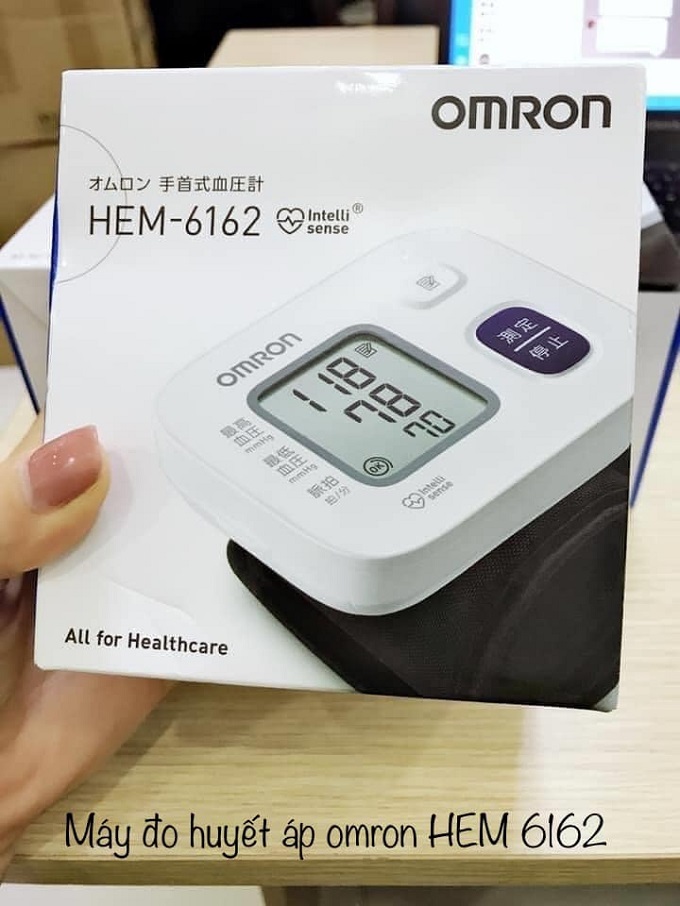Máy đo huyết áp Omron HEM-6162 Nhật Bản