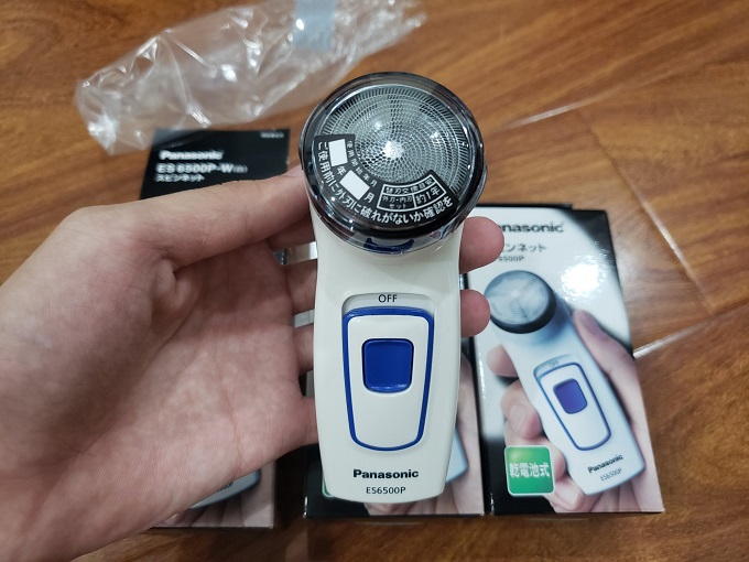 Máy cạo râu Panasonic ES6500P