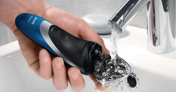 Nên mua máy cạo râu của Philips, Panasonic, Braun hay Flyco?