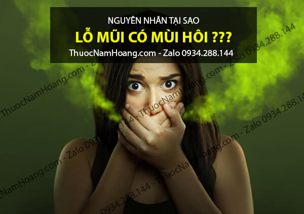 lỗ mũi có mùi hôi