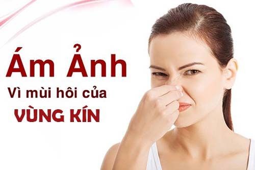 vùng kín có mùi hôi khắm