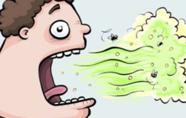 Cổ họng có mùi hôi tanh
