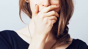 Cổ họng có đờm mùi hôi tanh nên làm cho gì