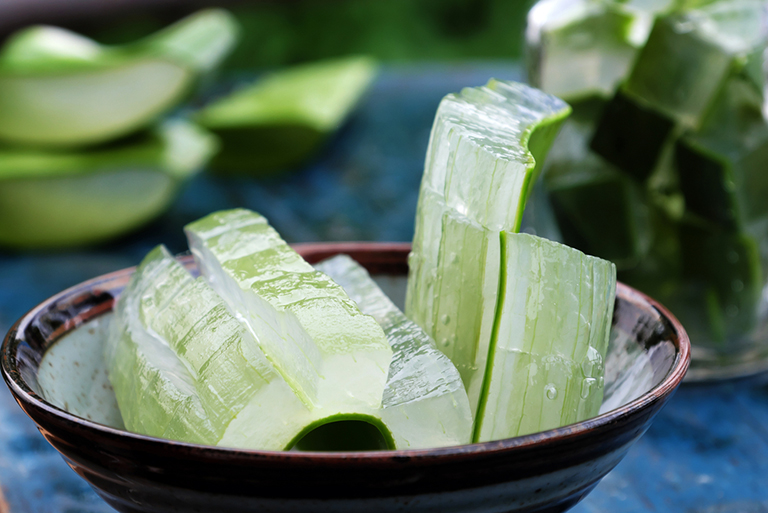Cách Trị chàm môi từ nha đam