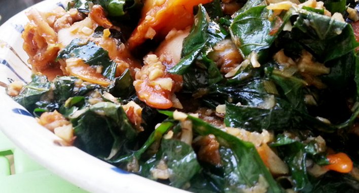 Món ếch om lá nhàu