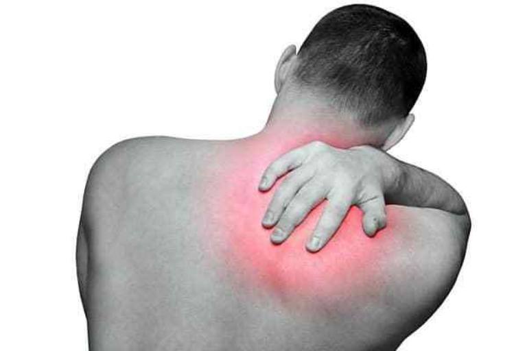 Những bệnh về xương khớp dẫn tới lưng đau