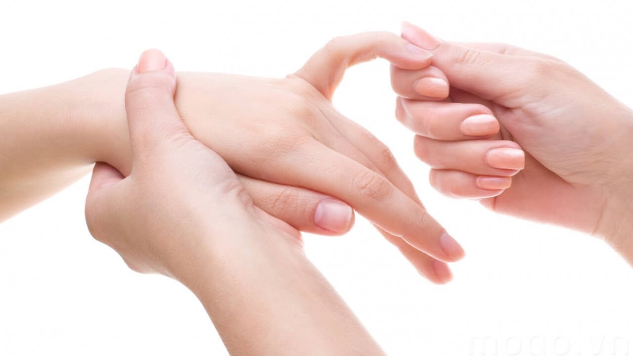 Biện pháp điều trị Đầu ngón tay bị tê như kim châm