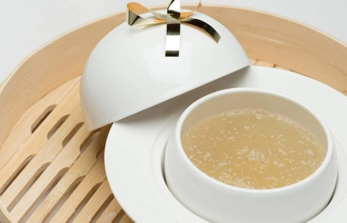 Tổ yến chưng đường phèn có tác dụng gì?