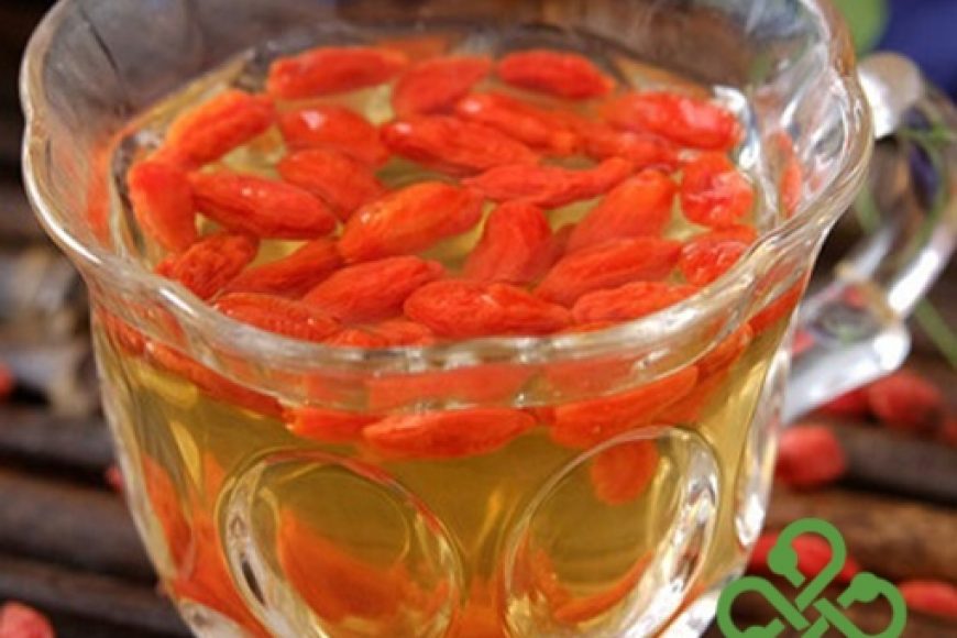 Câu kỷ tử ngâm rượu