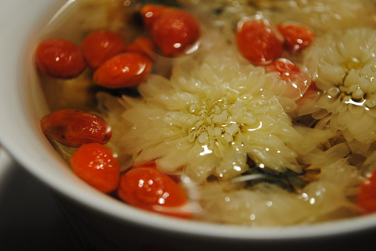 Chè dưỡng nhan 8 vị