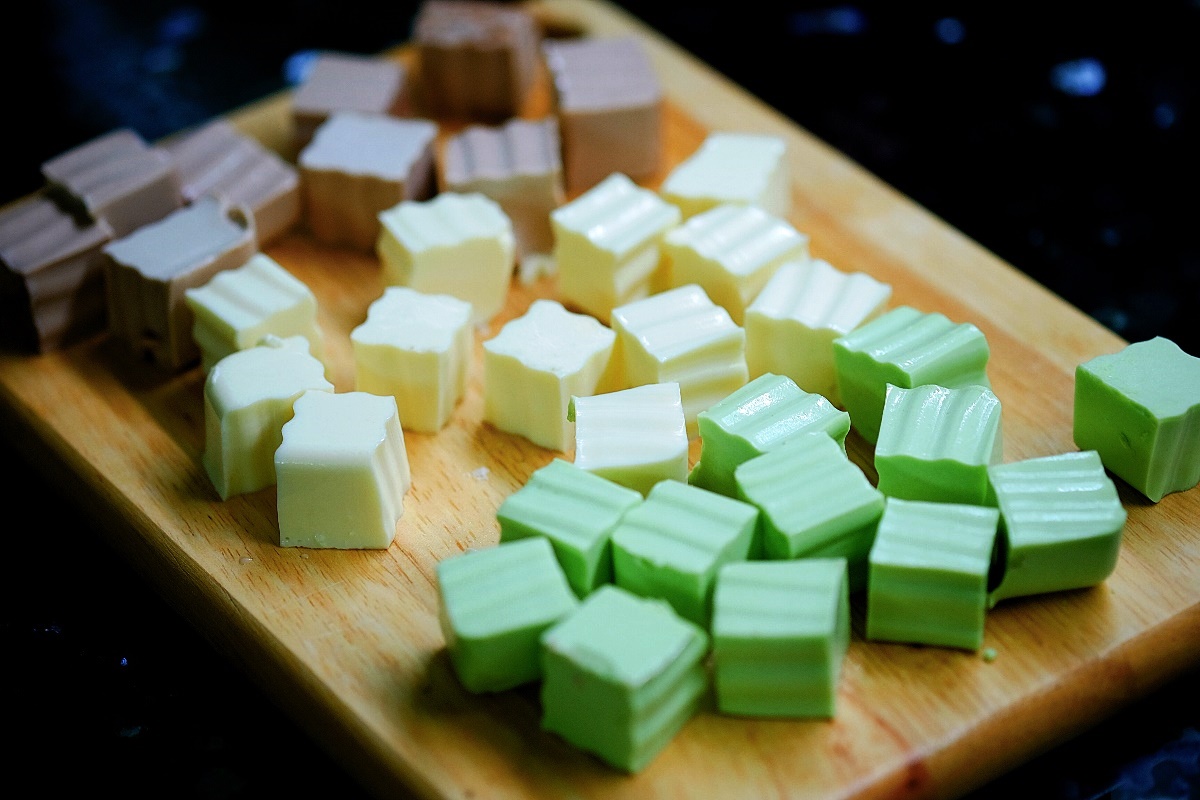 Chú ý lúc làm chè khúc bạch