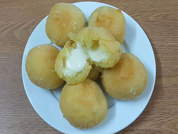 Chiên bánh khoai lang phô mai