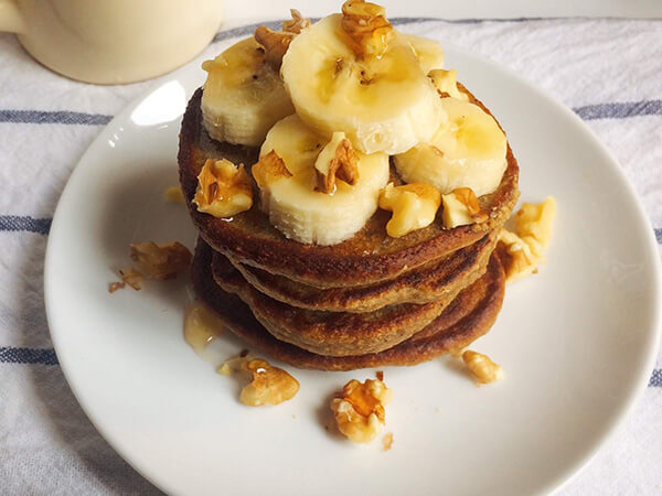 Thưởng thức bánh healthy chuối nướng