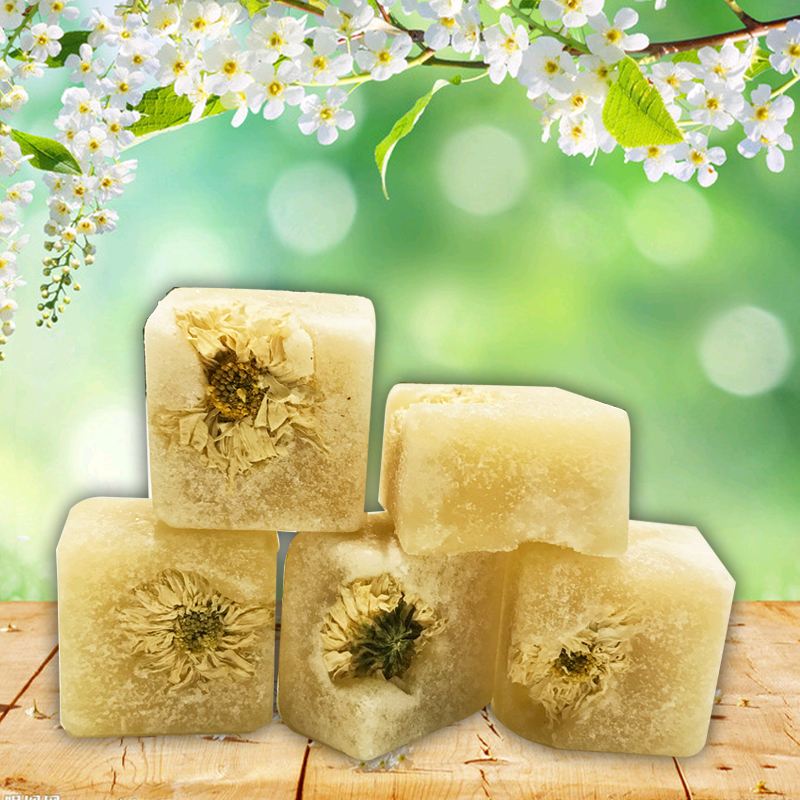 Những ai nên dùng trà hoa cúc đường phèn