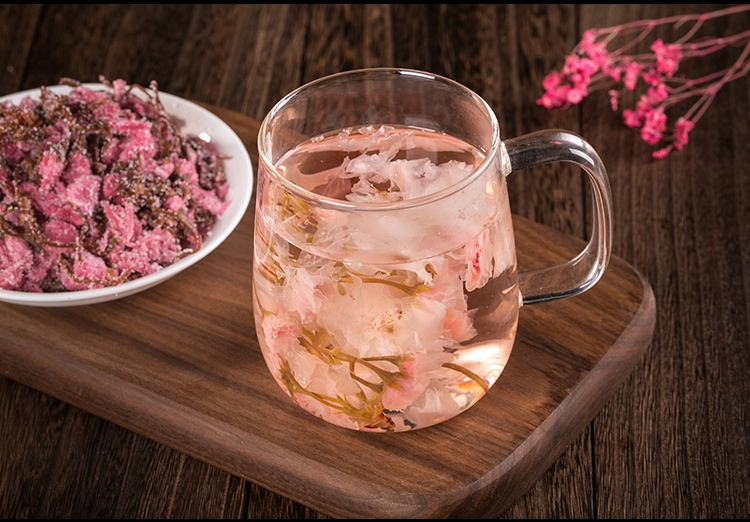Trà hoa anh đào giúp làm đẹp