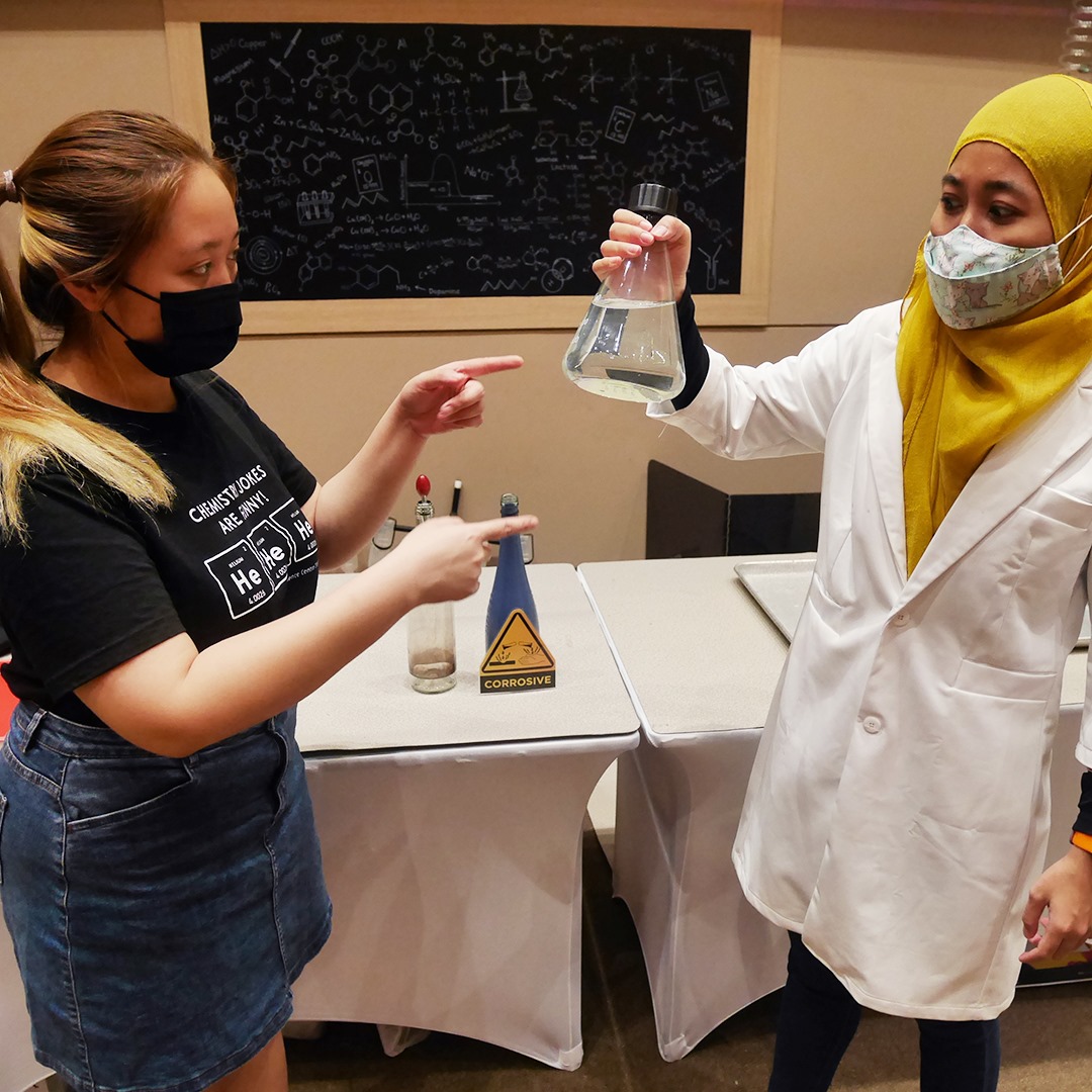 The Secret Chem Lab Science Show Science Centre Singapore