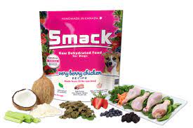 Smack Organic Raw Dehydrated Very Berry Chicken Dog Food (5.5lb) :  Amazon.ca: Pet Supplies
