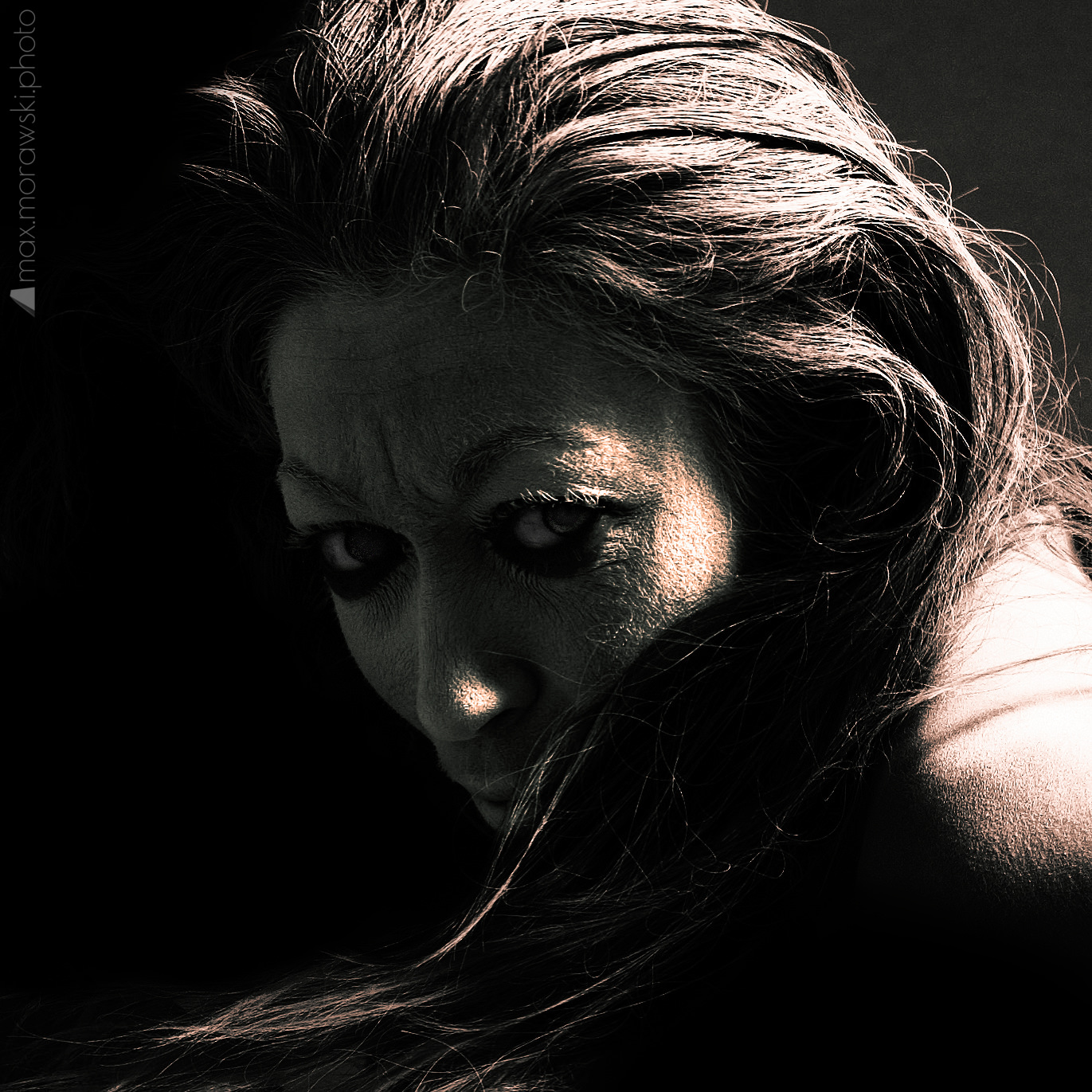 Lady Temptress, Devil's Kin