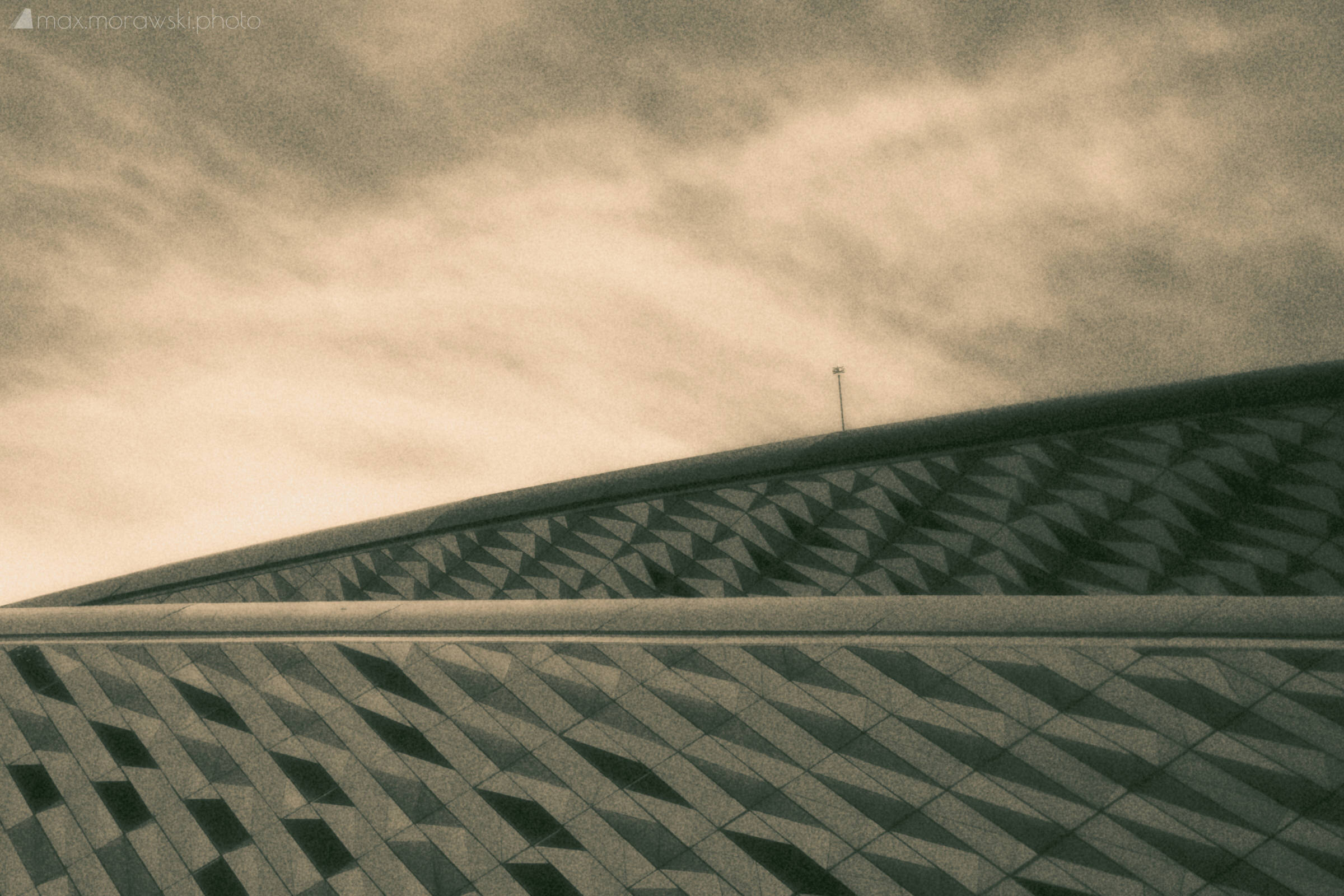 Reinforced roof, Leisure Centre, Kaha City