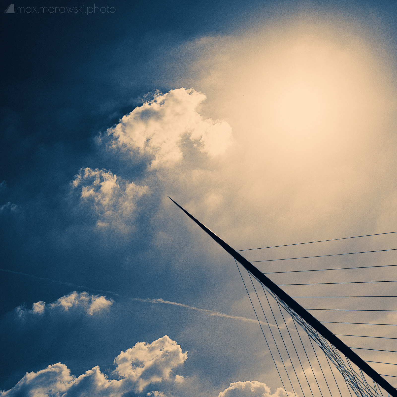 Waiting to scratch the sky