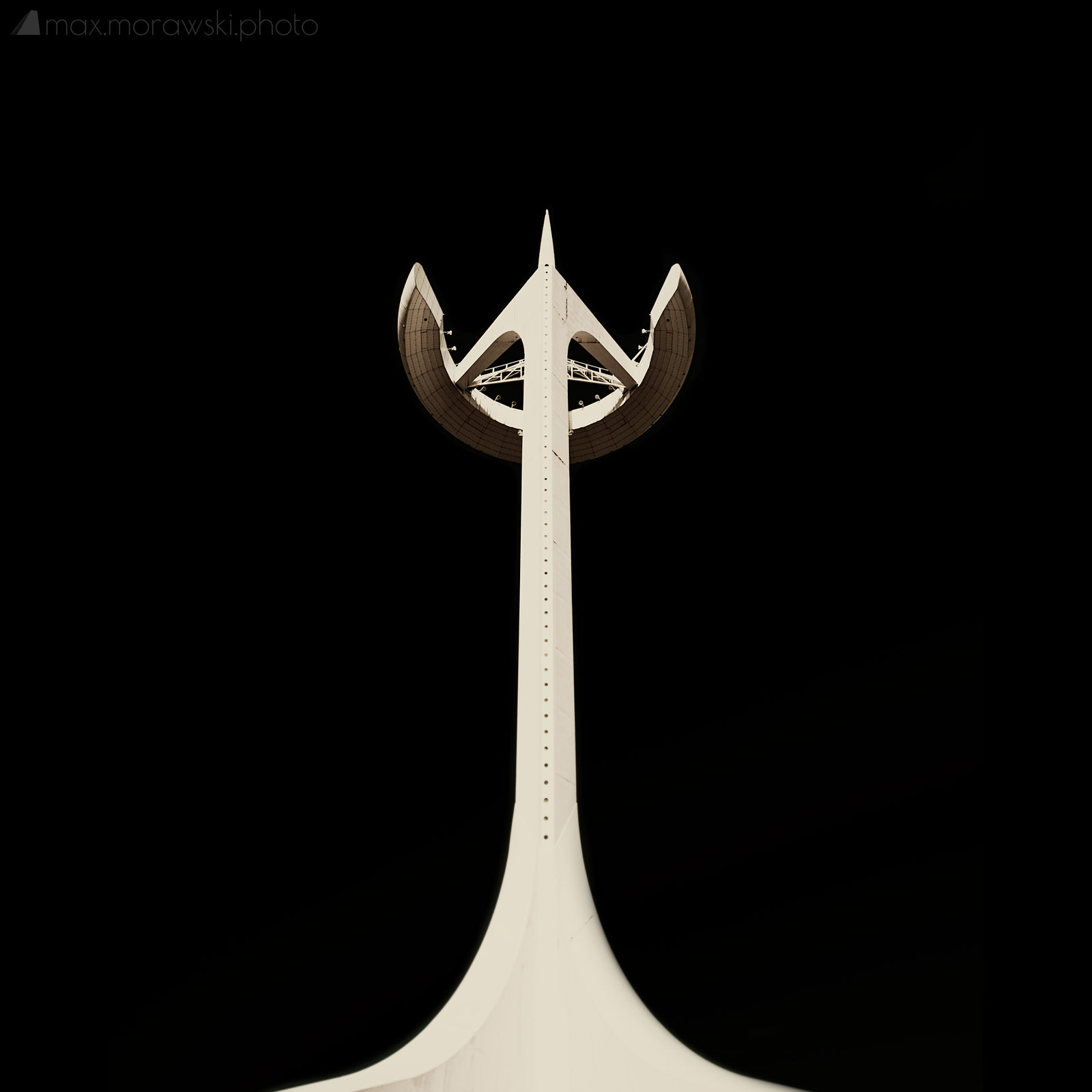Tempestuous Technostructure