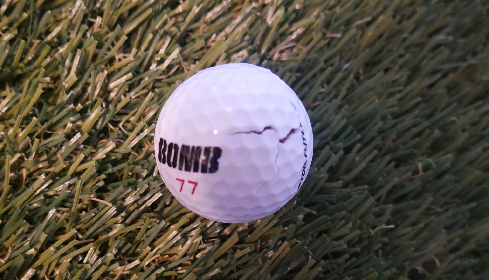 Top Flite-Bomb-Cracked Cover