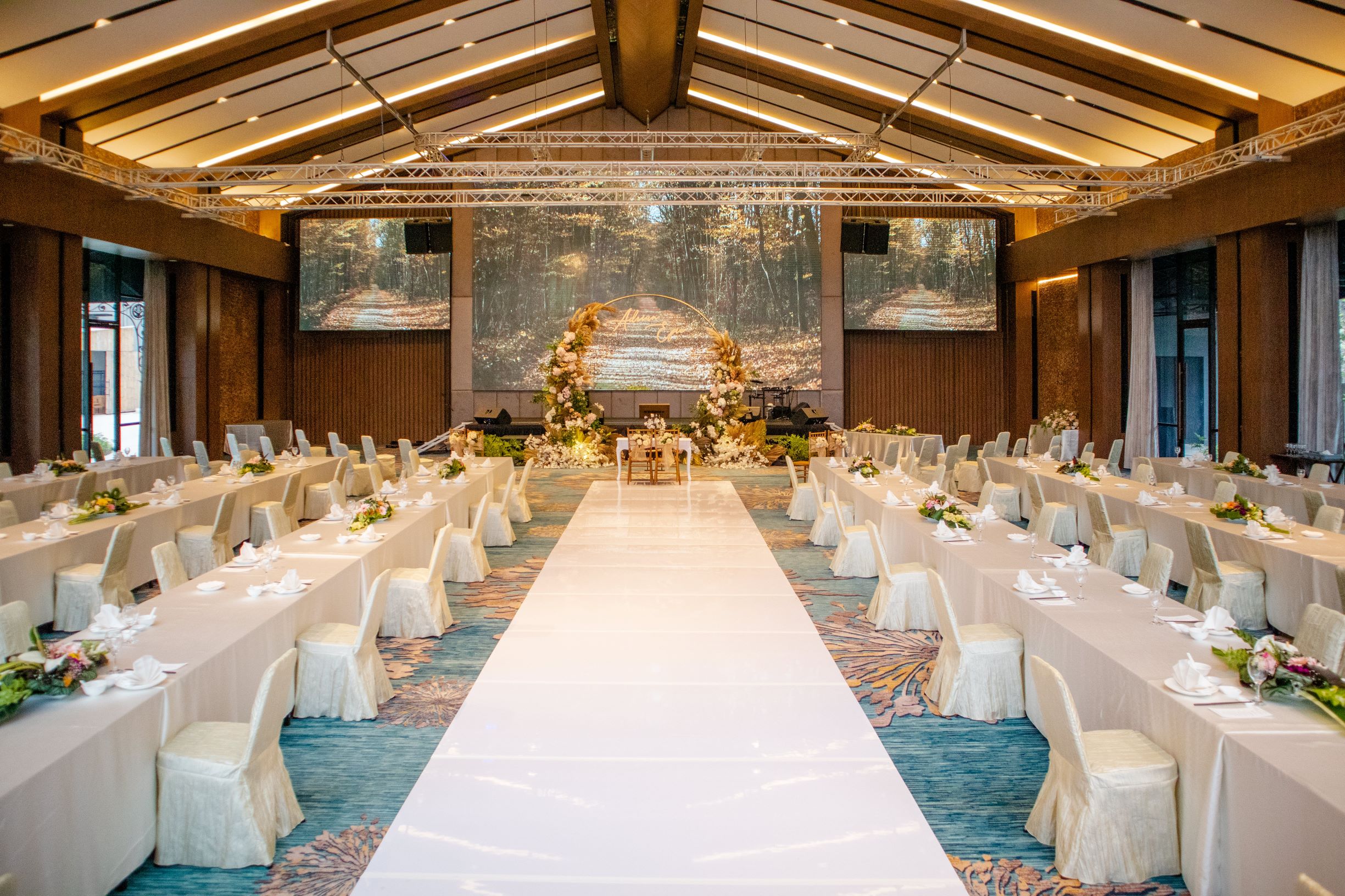 Glass House Luxurious Event Venue in Medan