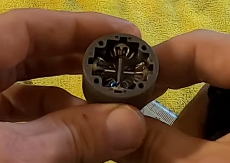 Image of a 4-gear gear diff for an RC car