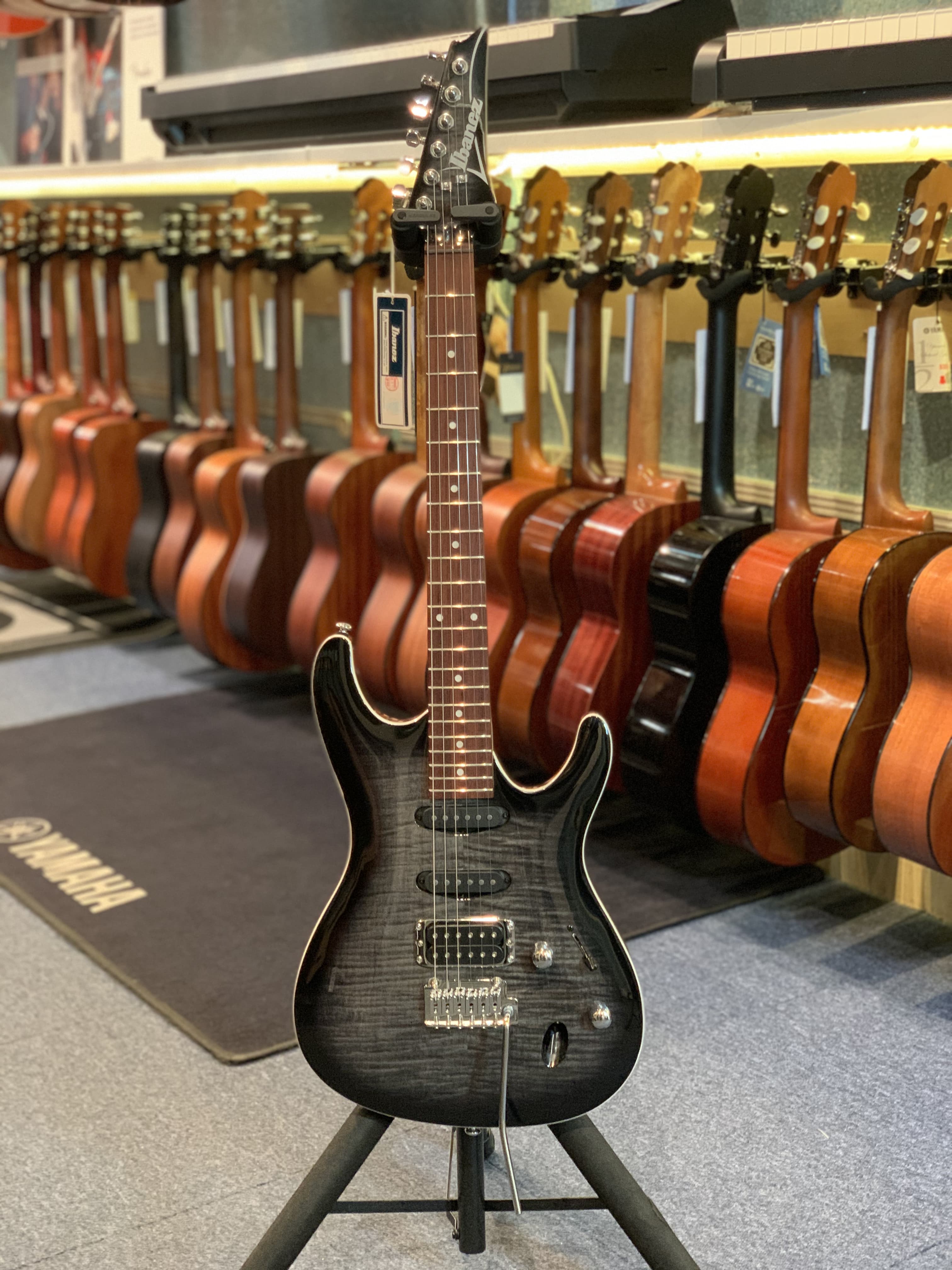 Ibanez SA260 FM
