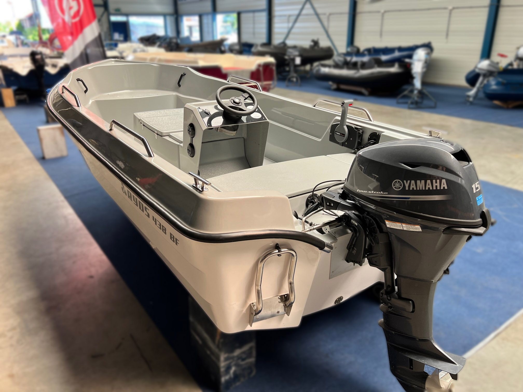 Ryds 438BF + Yamaha F15