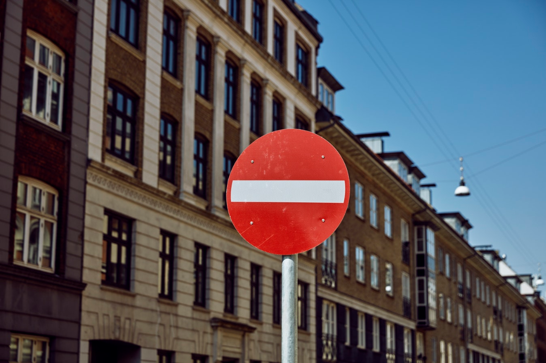 how to geo block website visitors by country
