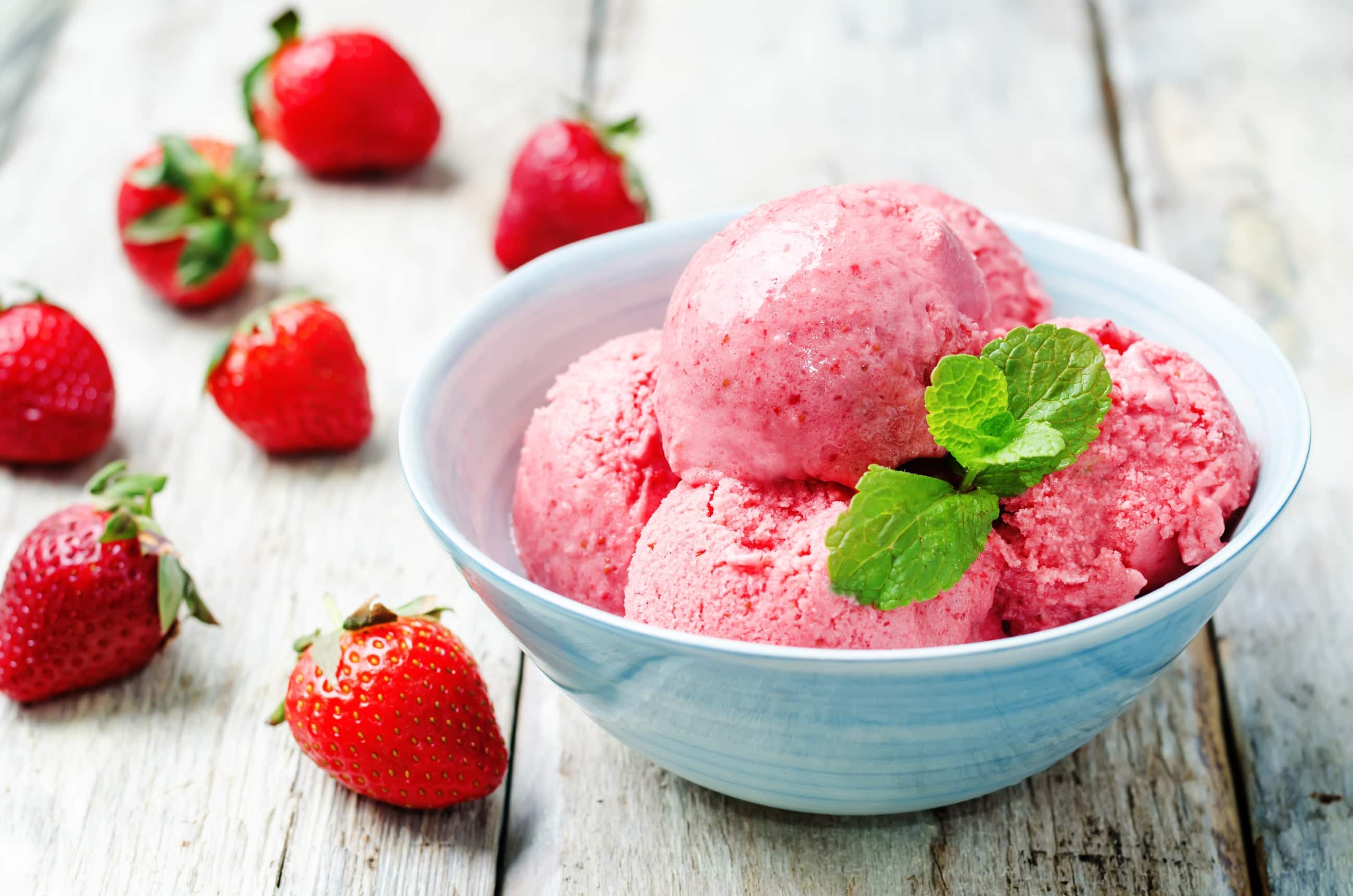 Super Quick Strawberry Ice Cream Recipe