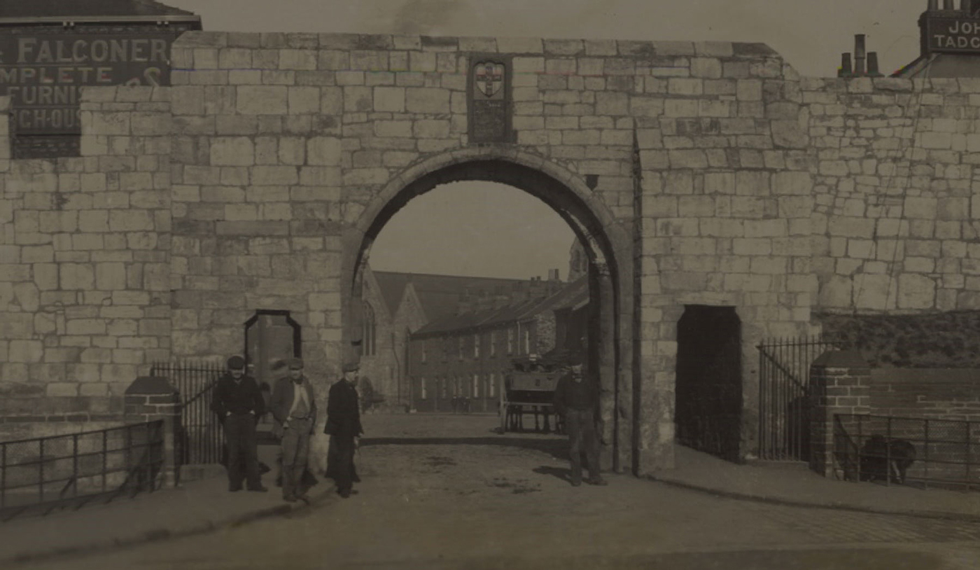 YB Historic Gateway