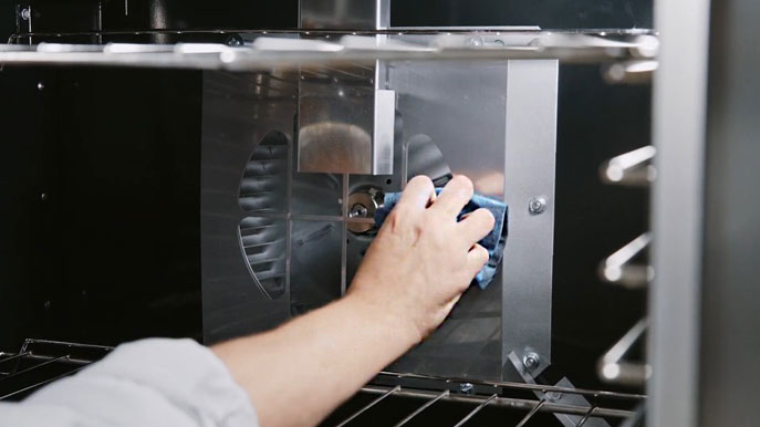 Cleaning the inside of a Vulcan VC4 Convection Oven