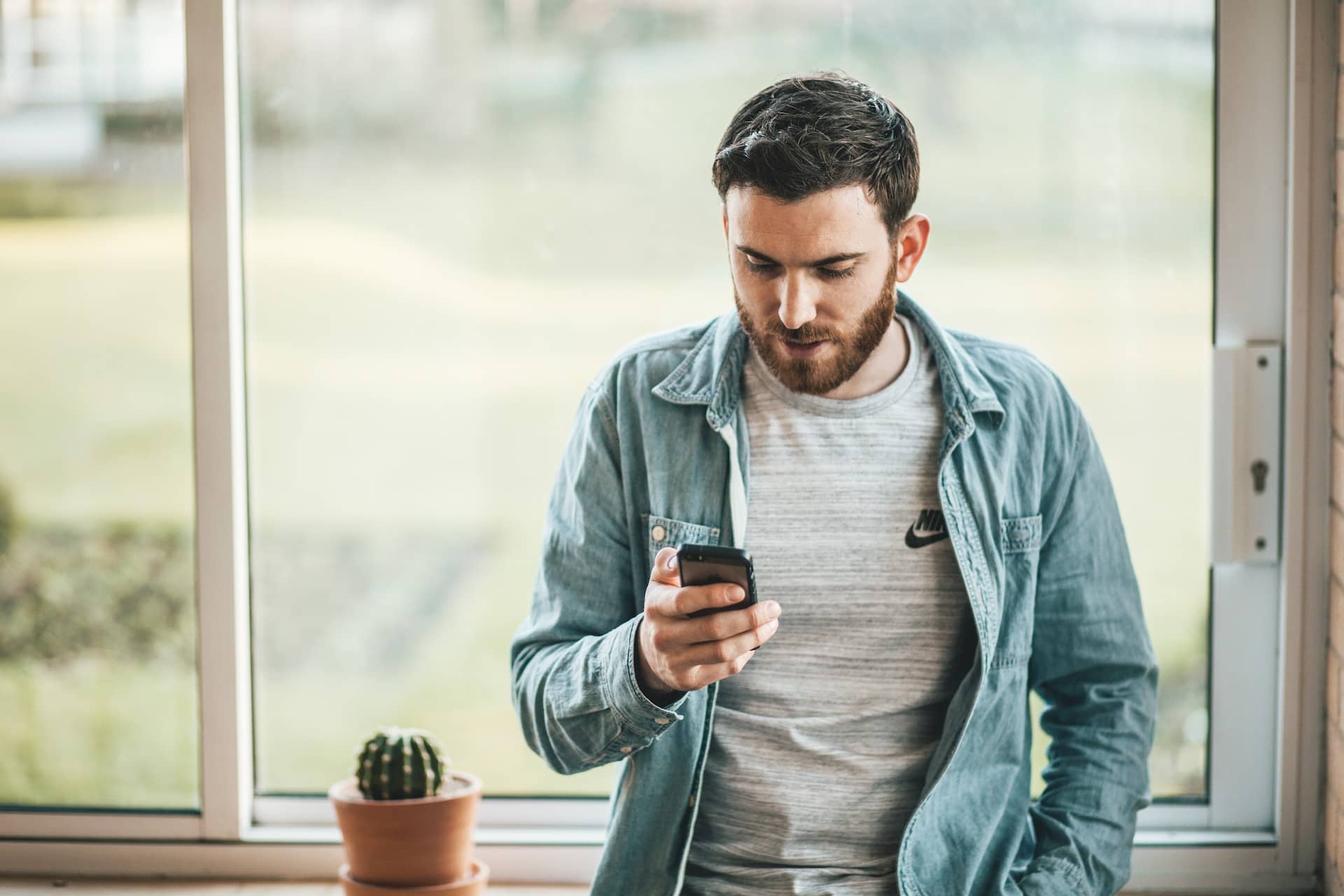 Why Using a Mobile Number for Business is Unprofessional