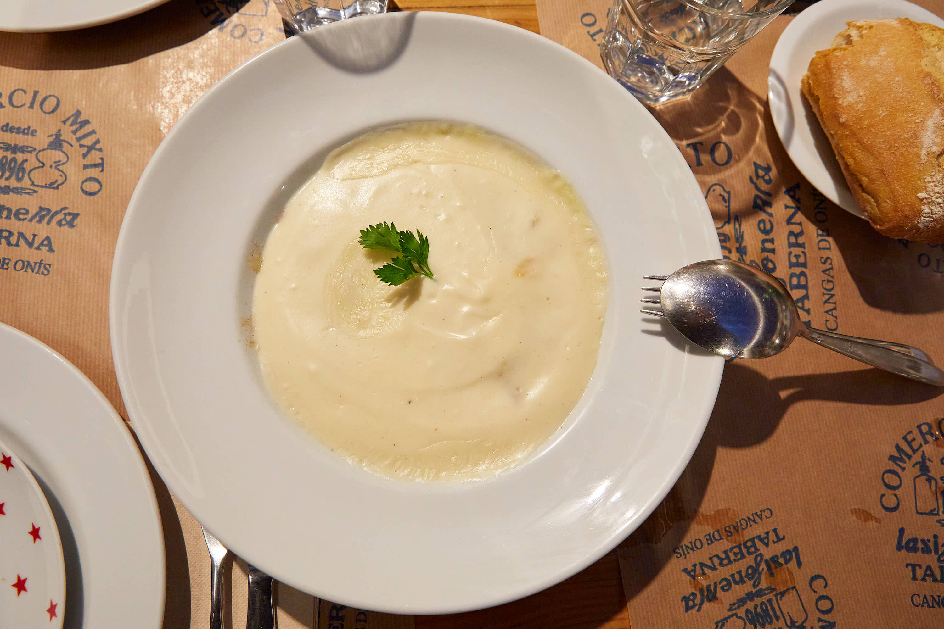 Por qué gusta tanto el restaurante La Sifonería en Cangas de Onís