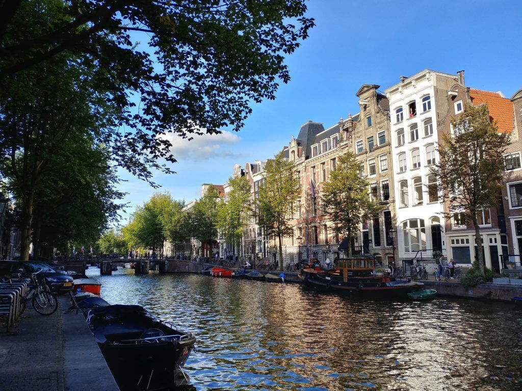 Amsterdam Canais, The Brave New Life, Gisele Medeiros