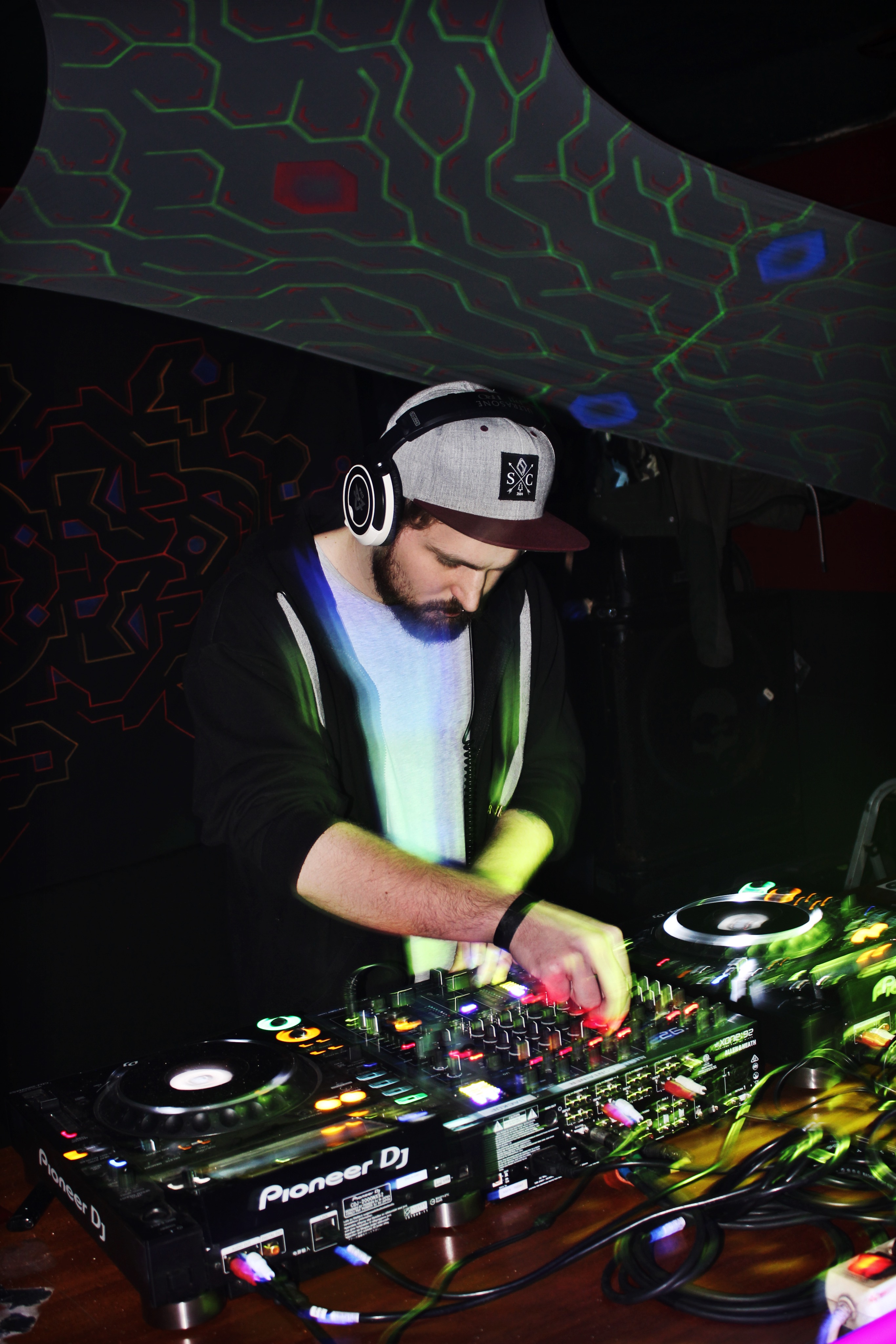 Noize Seeka