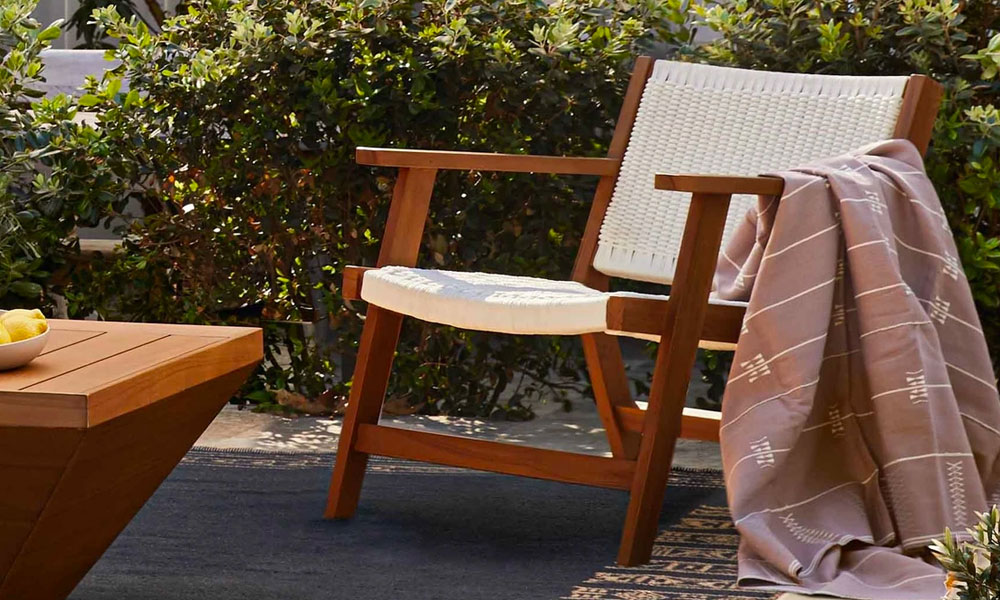 YLVA Accent Chair