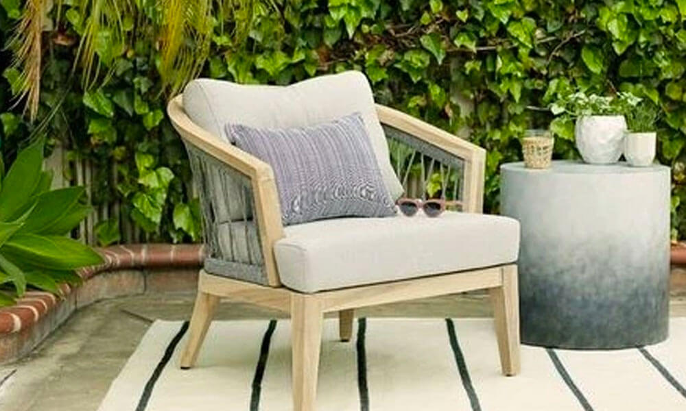 Pira Side Table