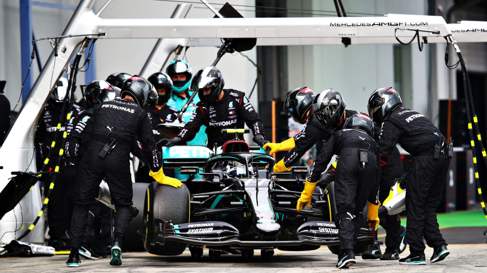 Bottas retires Eifel GP TopGear SA