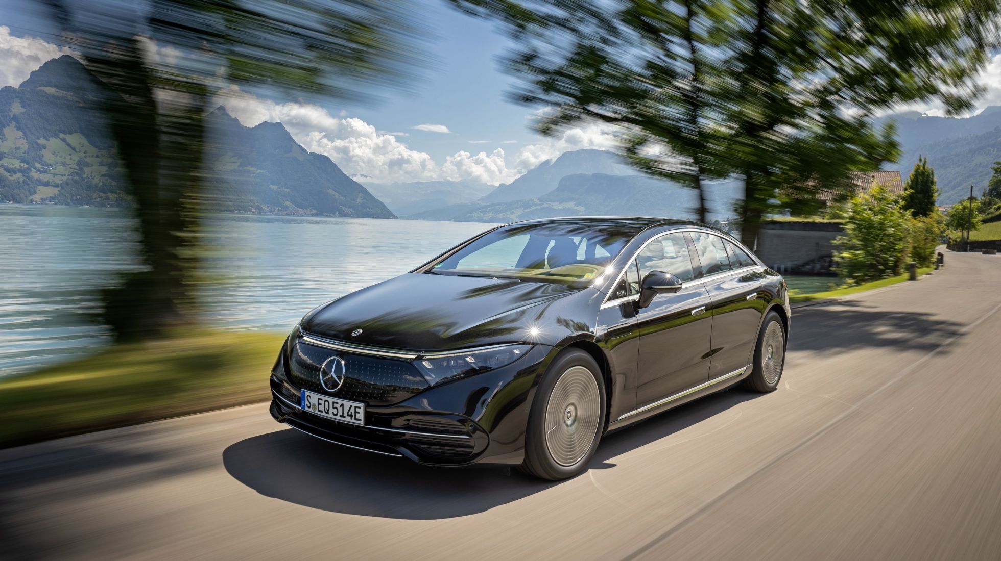 Mercedes EQS