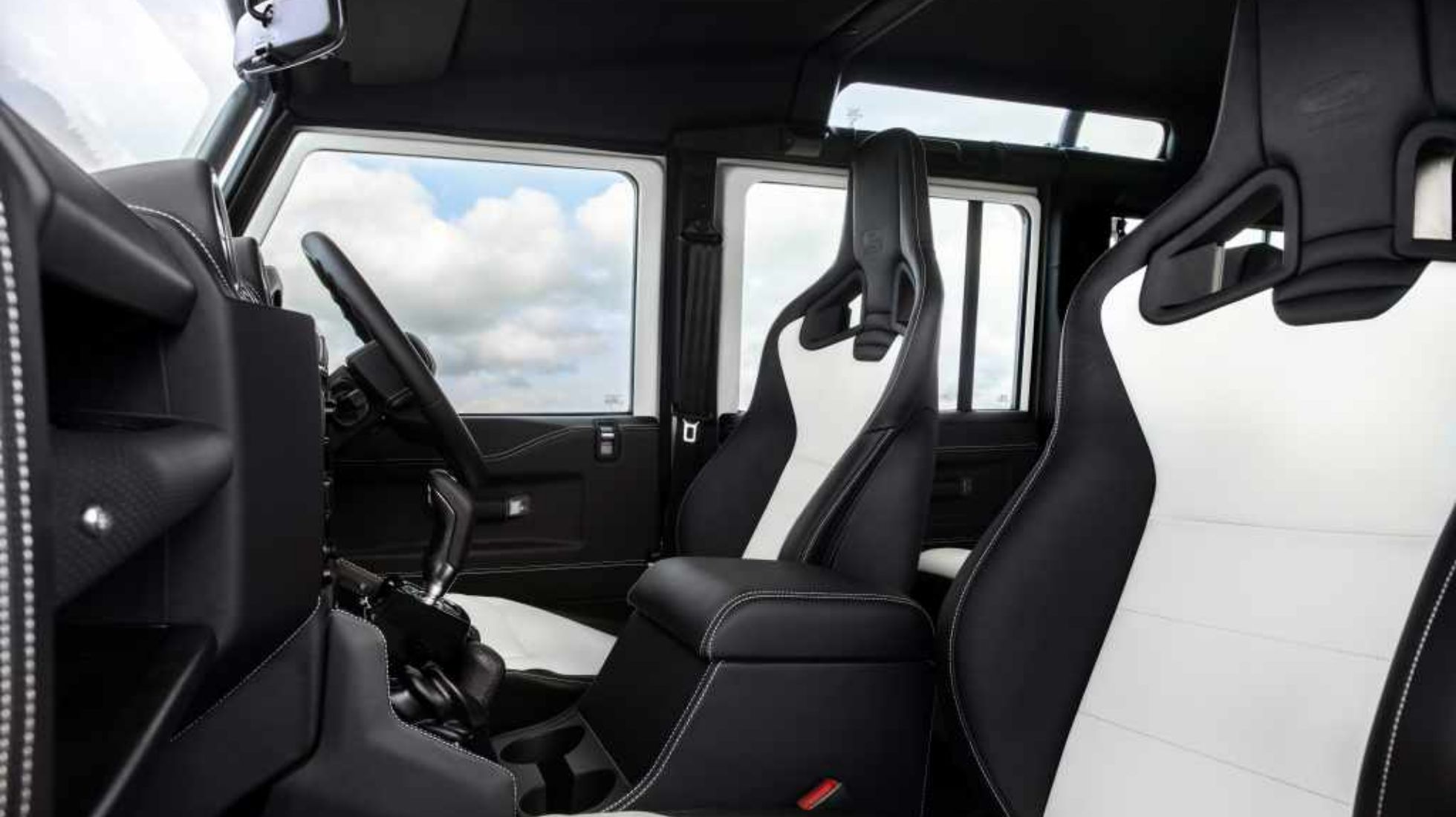 Land Rover Defender Works V8 Trophy Seats